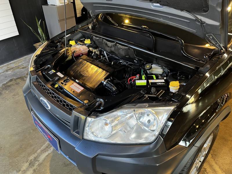 FORD - ECOSPORT - 2008/2009 - Preta - R$ 33.900,00