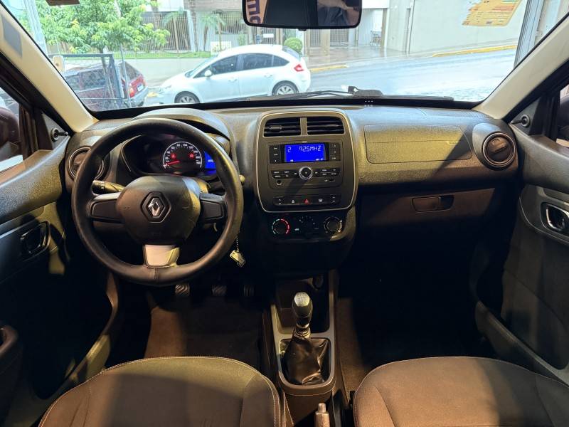 RENAULT - KWID - 2018/2019 - Vermelha - R$ 40.900,00