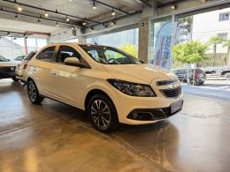 CHEVROLET - ONIX - 2013/2014 - Branca - R$ 50.900,00