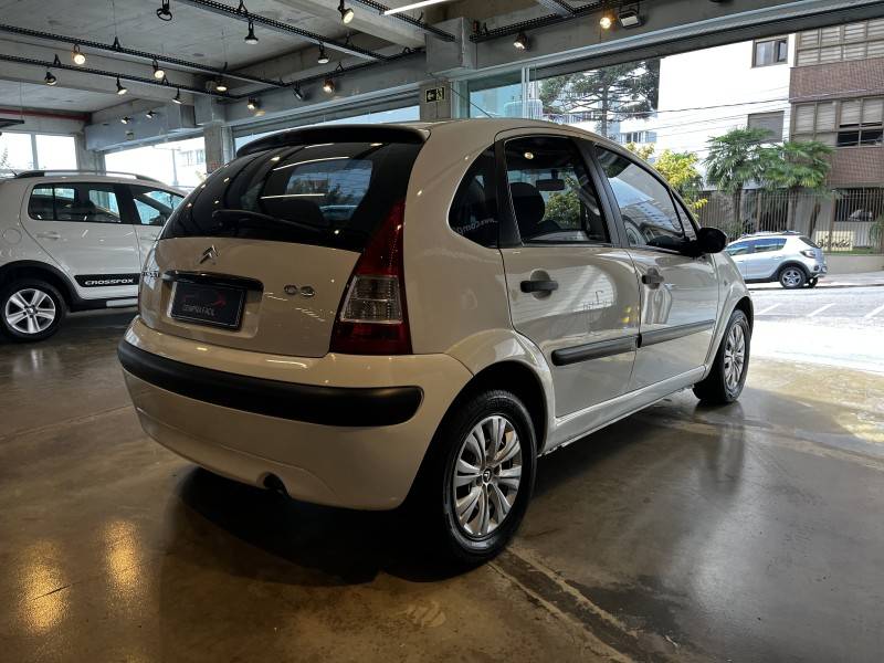 CITROËN - C3 - 2005/2006 - Branca - R$ 22.900,00
