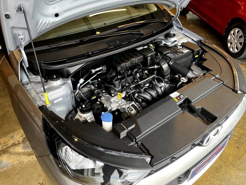 HYUNDAI - HB20S - 2024/2025 - Prata - R$ 94.900,00