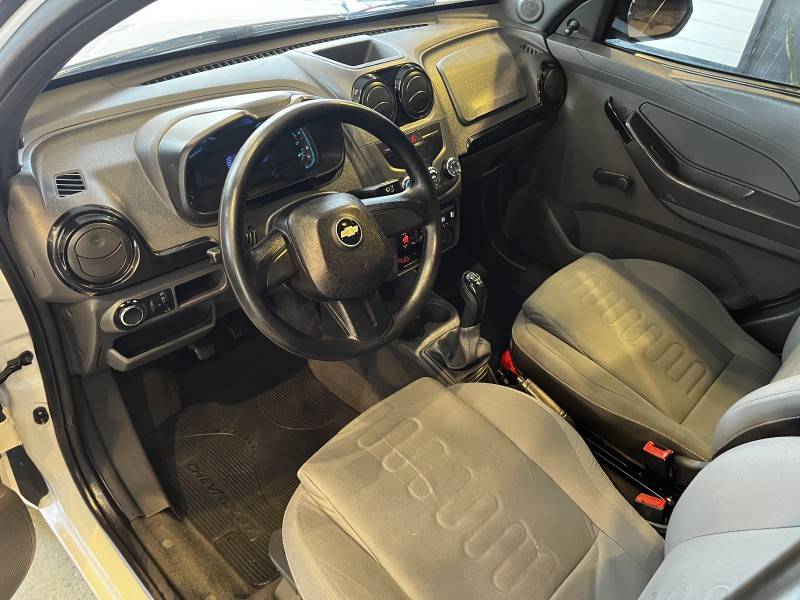 CHEVROLET - MONTANA - 2011/2012 - Branca - R$ 38.900,00