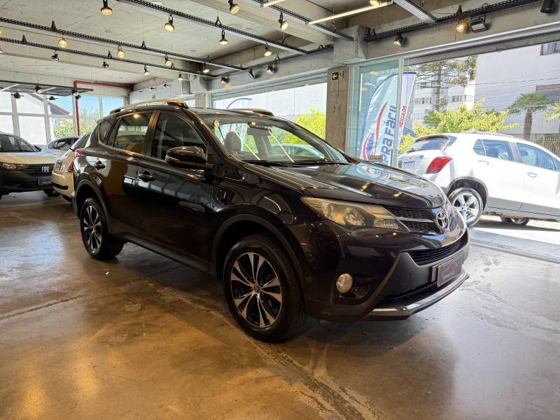 TOYOTA - RAV4 - 2014/2014 - Marrom - R$ 94.900,00