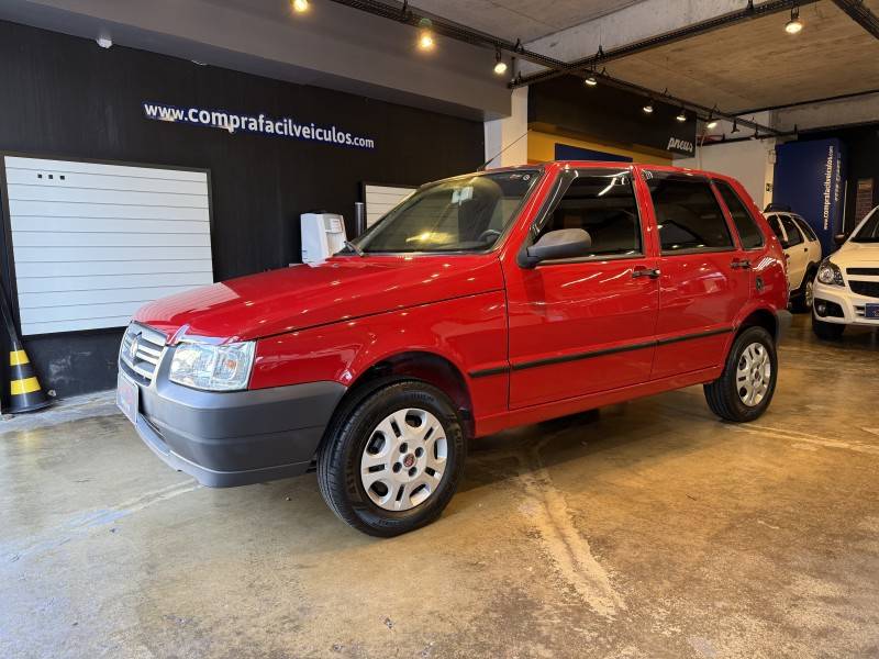 FIAT - UNO - 2010/2010 - Vermelha - R$ 26.900,00