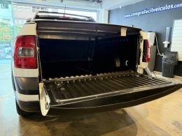 VOLKSWAGEN - SAVEIRO - 2012/2013 - Branca - R$ 53.900,00