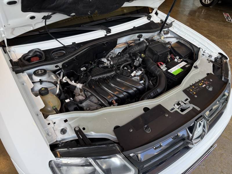 RENAULT - OROCH - 2021/2022 - Branca - R$ 84.900,00