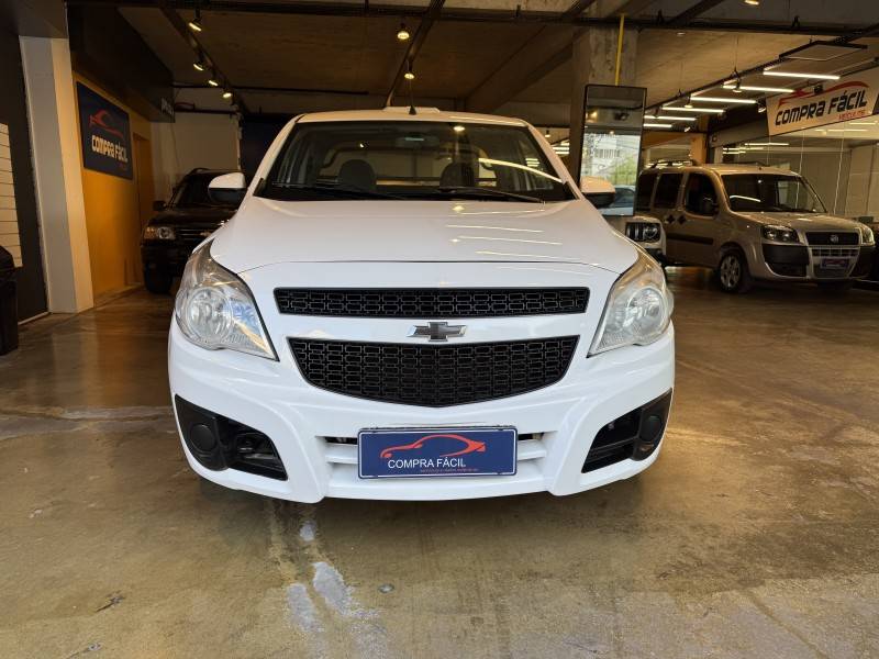CHEVROLET - MONTANA - 2014/2015 - Branca - R$ 45.900,00