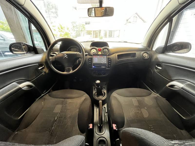 CITROËN - C3 - 2005/2006 - Branca - R$ 22.900,00