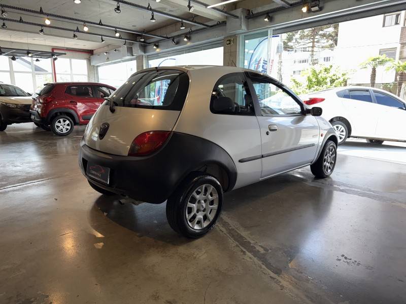 FORD - KA - 2000/2000 - Prata - R$ 14.990,00