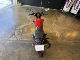 YAMAHA - FACTOR YBR - 2023/2024 - Vermelha - R$ 17.500,00