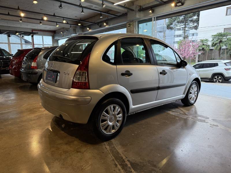 CITROËN - C3 - 2011/2011 - Prata - R$ 25.900,00