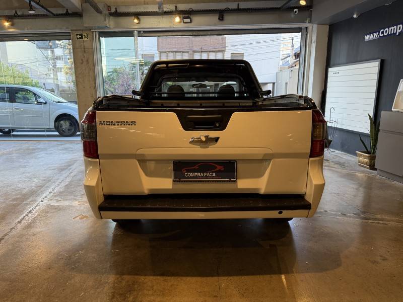 CHEVROLET - MONTANA - 2014/2015 - Branca - R$ 45.900,00
