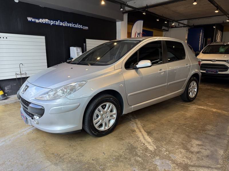 PEUGEOT - 307 - 2007/2008 - Prata - R$ 26.500,00