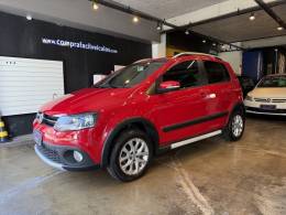 VOLKSWAGEN - CROSSFOX - 2012/2013 - Vermelha - R$ 45.900,00