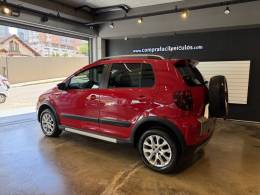 VOLKSWAGEN - CROSSFOX - 2012/2013 - Vermelha - R$ 45.900,00