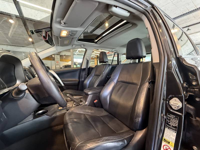 TOYOTA - RAV4 - 2014/2014 - Marrom - R$ 94.900,00