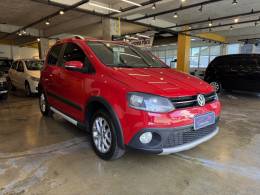 VOLKSWAGEN - CROSSFOX - 2012/2013 - Vermelha - R$ 45.900,00
