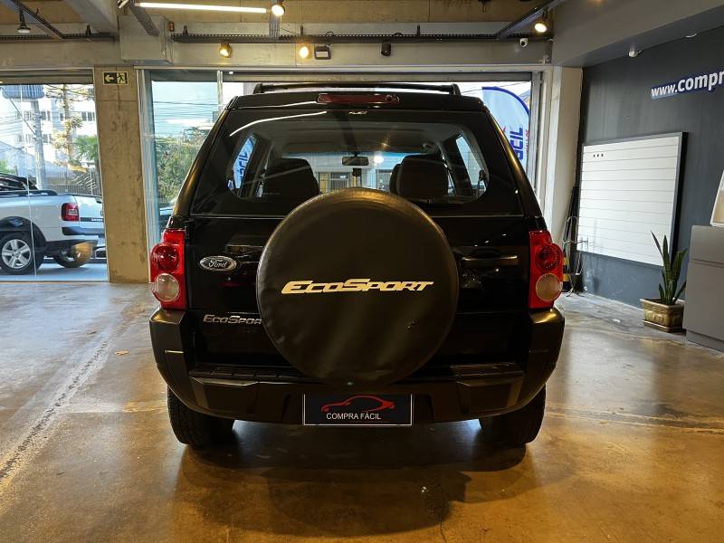 FORD - ECOSPORT - 2008/2009 - Preta - R$ 33.900,00