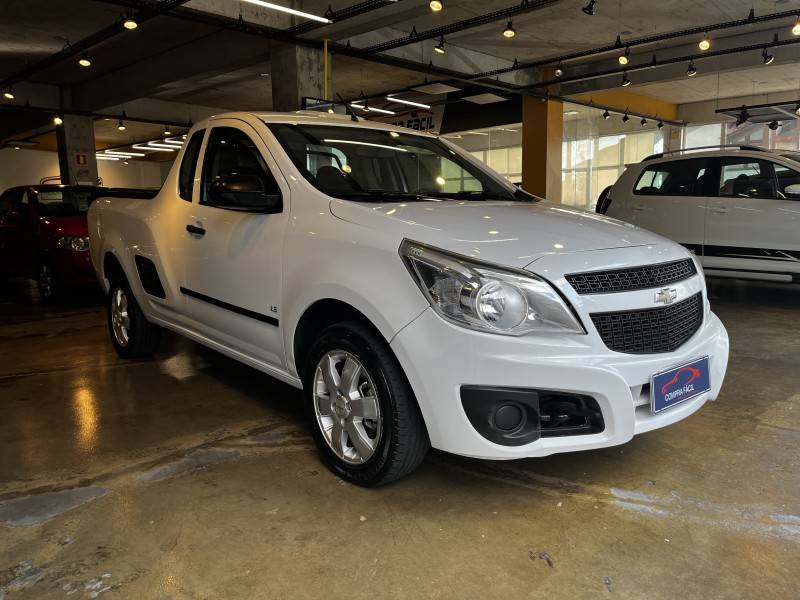 CHEVROLET - MONTANA - 2011/2012 - Branca - R$ 38.900,00