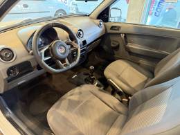 VOLKSWAGEN - GOL - 2011/2012 - Branca - R$ 17.900,00