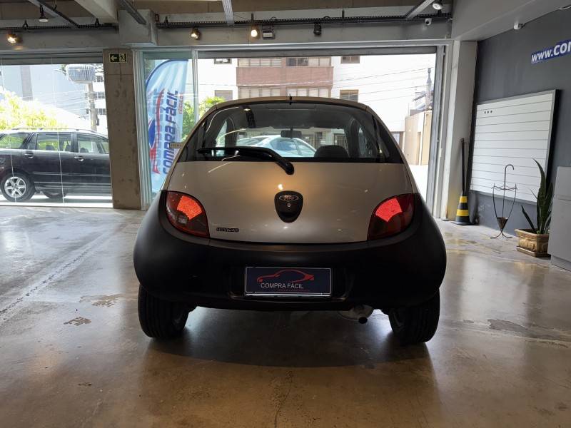 FORD - KA - 2000/2000 - Prata - R$ 14.990,00