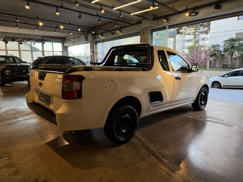 CHEVROLET - MONTANA - 2014/2015 - Branca - R$ 45.900,00