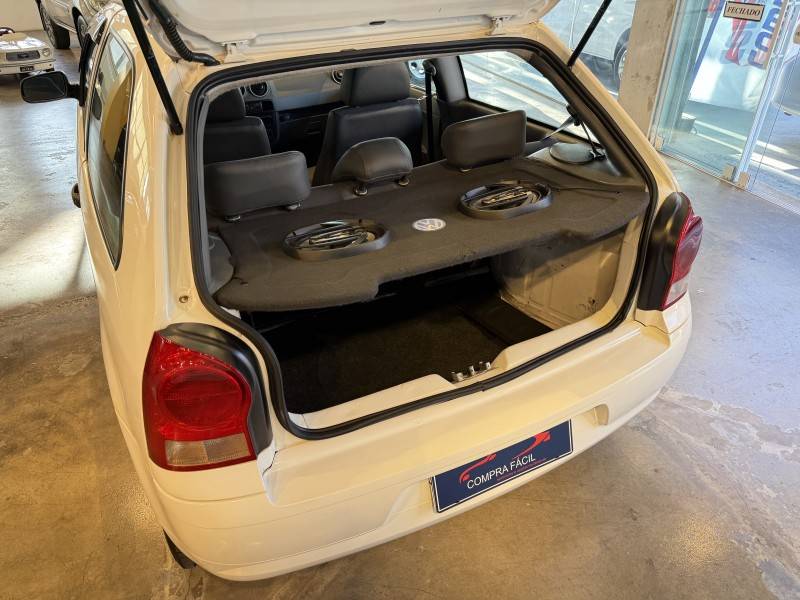 VOLKSWAGEN - GOL - 2011/2012 - Branca - R$ 17.900,00