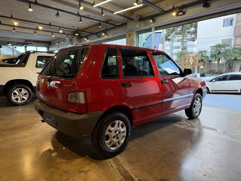 FIAT - UNO - 2010/2010 - Vermelha - R$ 26.900,00