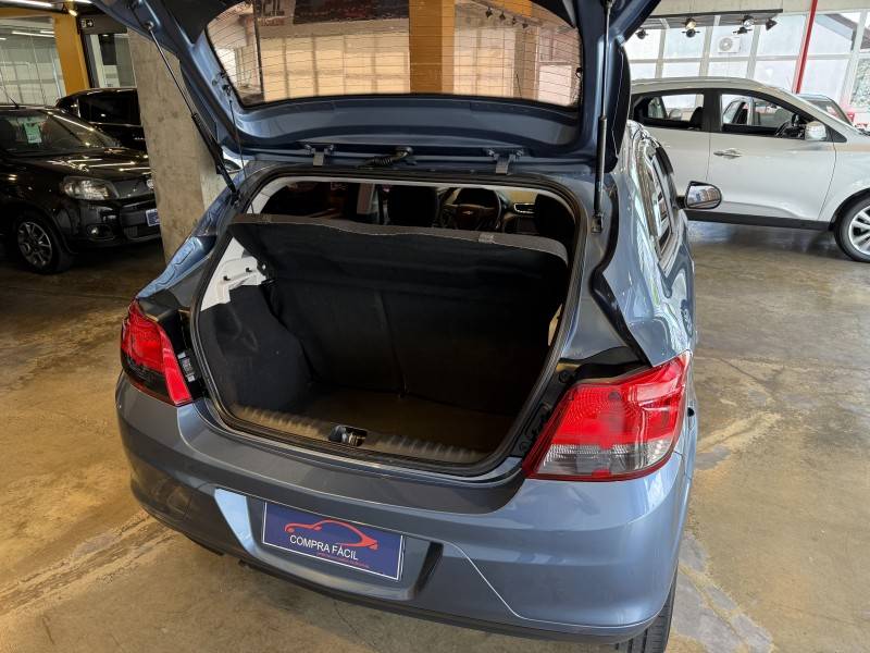 CHEVROLET - ONIX - 2014/2015 - Azul - R$ 52.900,00